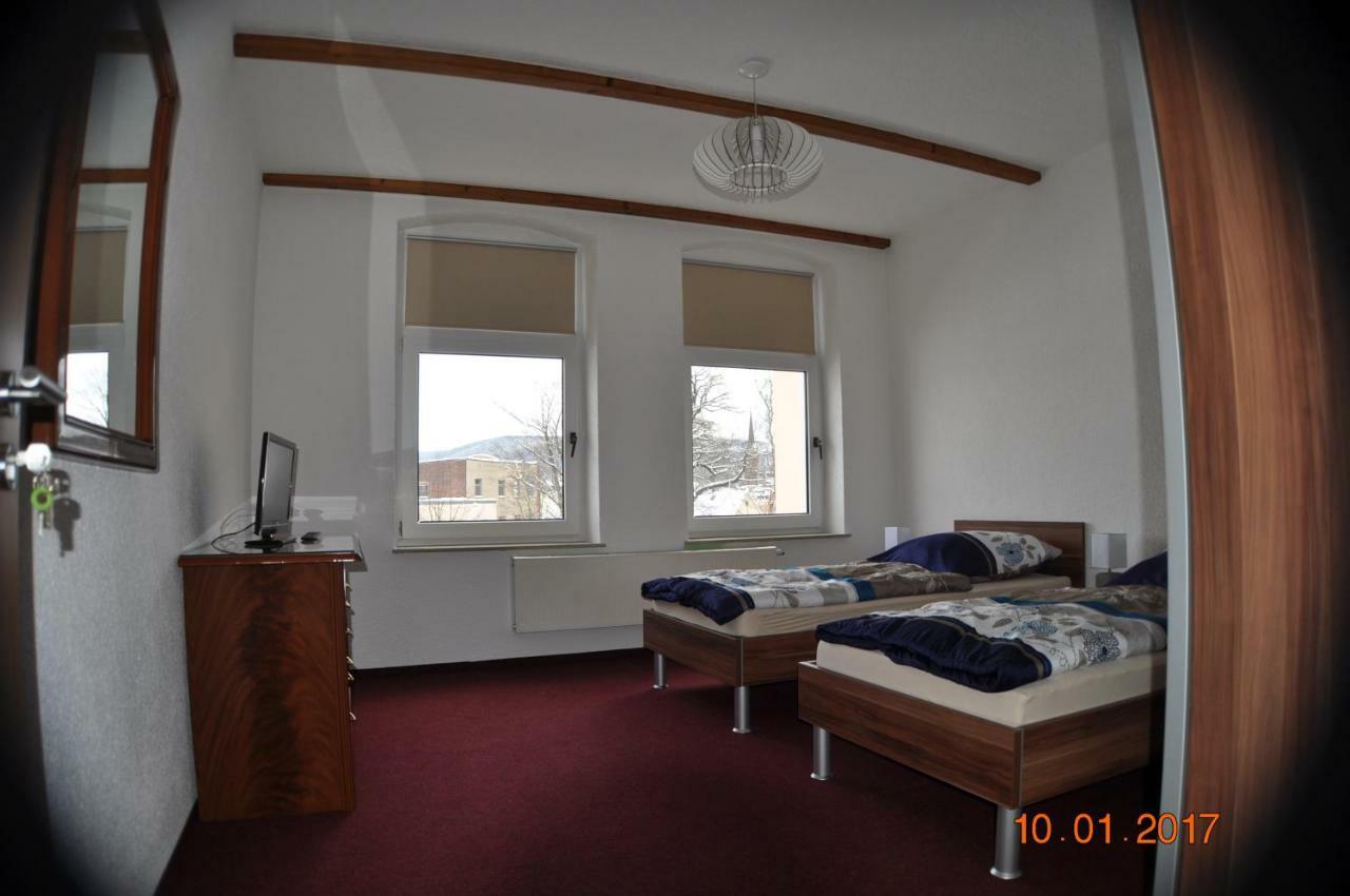Pension Di Pino Aue  Buitenkant foto